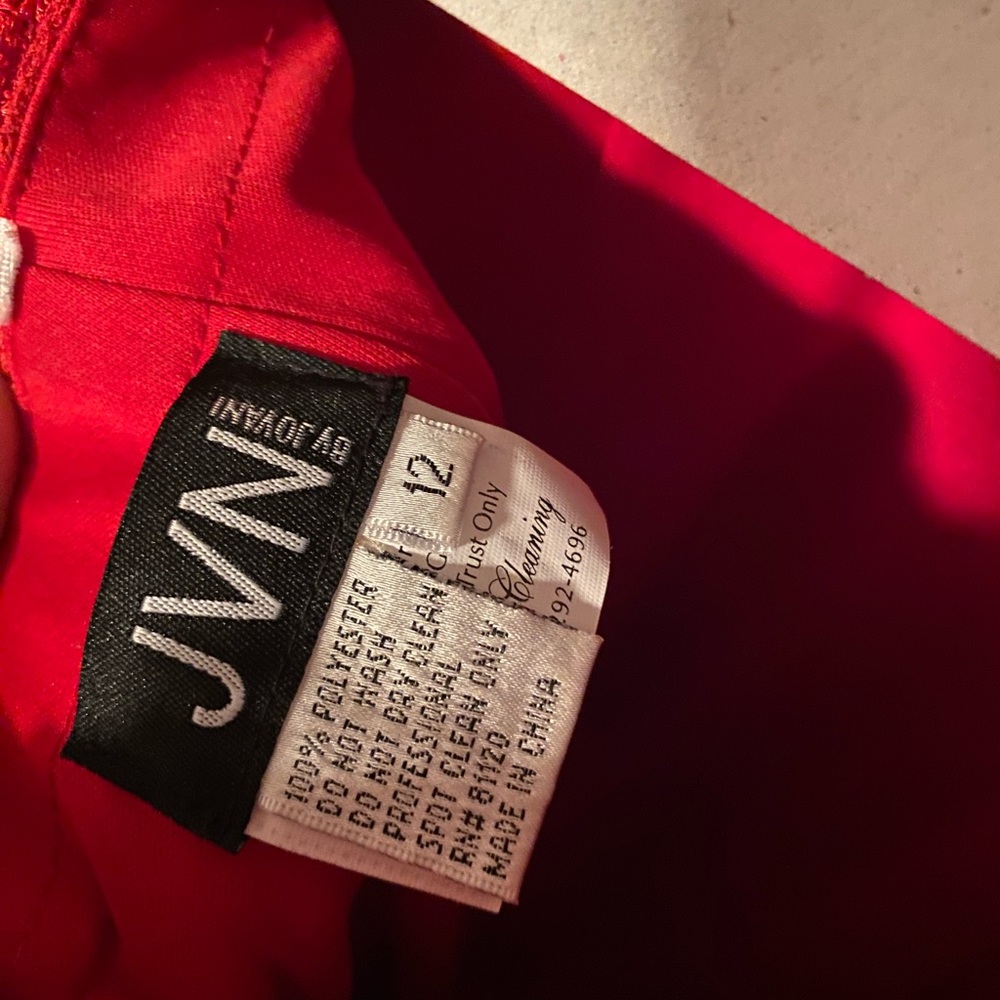 Only worn once - Picture 5 of 7
